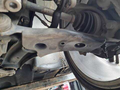Brazo Suspension Delantero Izquierdo Volkswagen Passat R-LINE 150CV 110KW