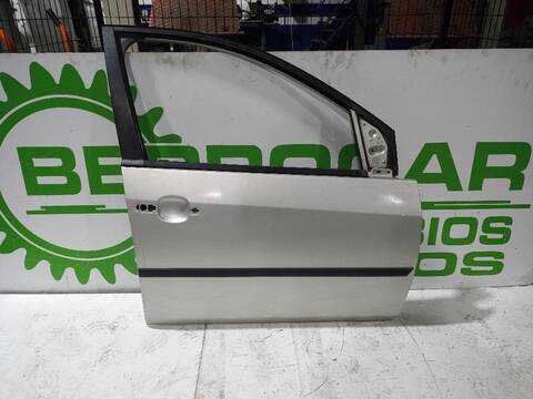 Puerta Delantera Derecha Ford Fiesta AMBIENTE 68CV