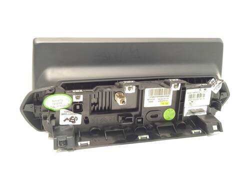 Foto 4ª: Pantalla Multifuncion Peugeot 2008 1.2 PURETECH 130 131CV 96KW [HN05] (2020)