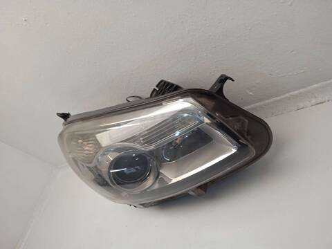 Foto 3ª: Faro Derecho Nissan Qashqai ACENTA 150CV 110KW [M9R832] (2010)