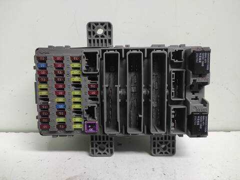 Caja Reles Fusibles Honda Civic N22A2