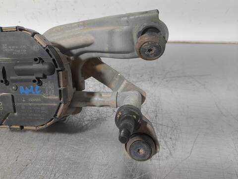 Foto 2ª: Motor Limpia Delantero Volkswagen Golf ADVANCE BLUEMOTION 110CV 81KW [CXX] (2016)