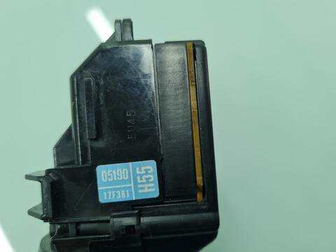 Foto 2ª: Mando Multifuncion Toyota Verso COMFORT 112CV 82KW [N47C16A] (2014)