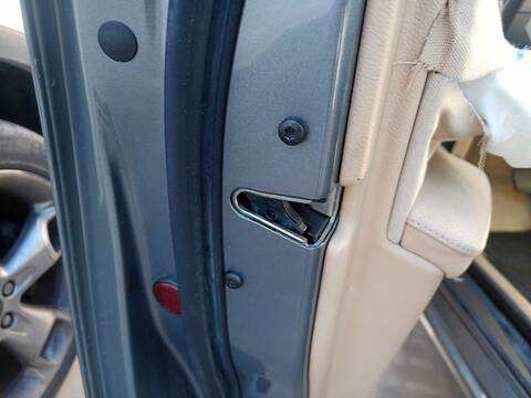 Cerradura Puerta Delantera Izquierda Bmw Serie 5 518 520 D BERLINA 177CV 130KW