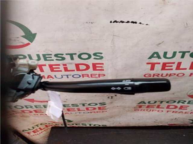 Mando Multifuncion Toyota Corolla 1.6 LINEA TERRA 3-PTAS.) [1.6 LTR. 81KW 16V]