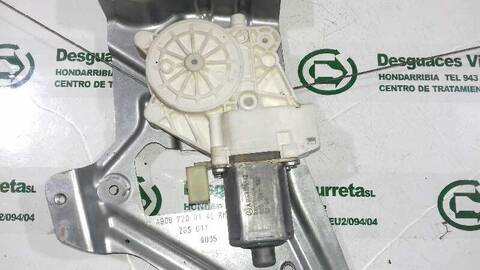 Foto 3ª: Elevalunas Eléctrico Delantero Derecho Mercedes Sprinter 2.1 CDI CAT 150CV 110KW CAJA CERRADA [646986] (2007)