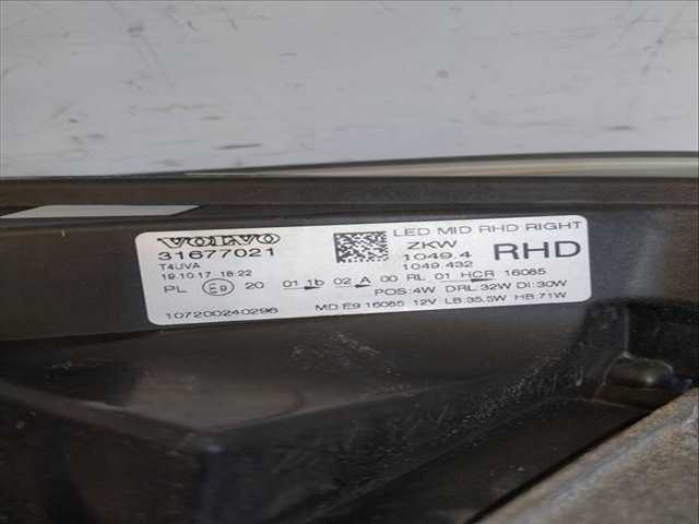 Foto 3ª: Faro Derecho Volvo V40 122 CV 90KW [B4204T38]