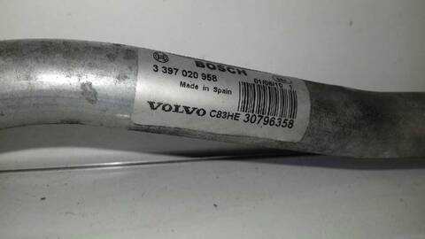 Foto 2ª: Brazo Limpia Delantero Izquierdo Volvo XC 70 MOMENTUM AWD 205CV 151KW [D5244T10] (2010)