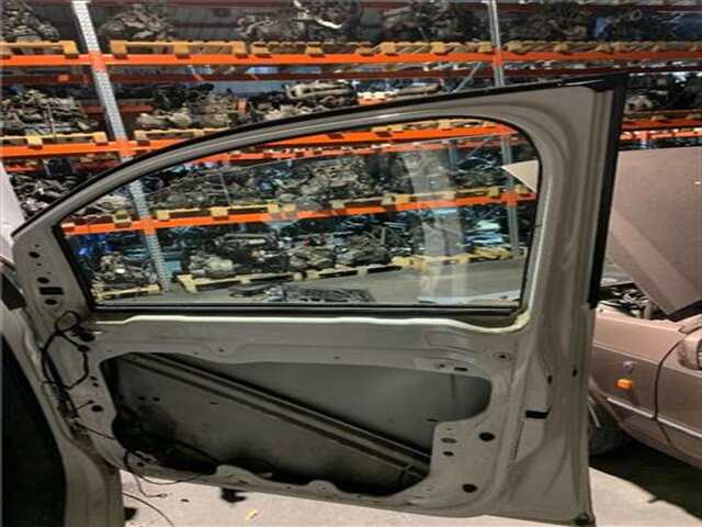 Foto 2ª: Puerta Delantera Derecha Volkswagen Caddy 1.6 TDI [CAYE]