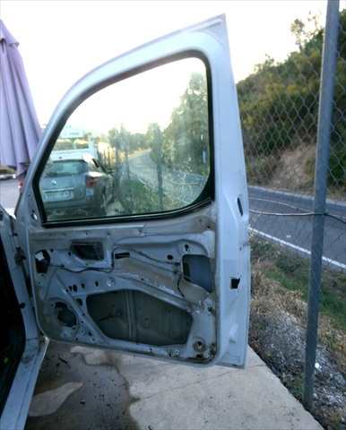 Foto 2ª: Puerta Delantera Derecha Peugeot Partner 2.0 HDI 2002-2008 [RHY] (2005)