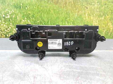 Foto 2ª: Mando Climatizador Volkswagen Passat SPORT 4MOTION BMT 150CV 110KW [CRL] (2016)