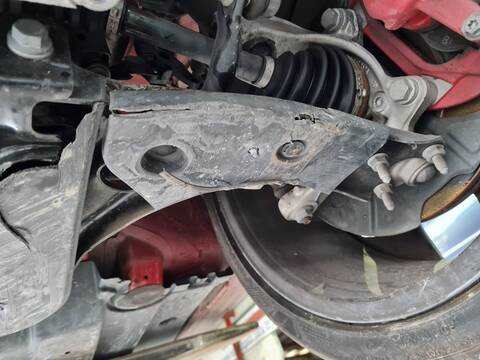 Brazo Suspension Delantero Izquierdo Skoda Octavia RS 244CV 180KW