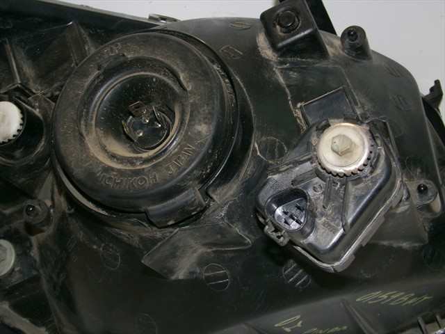 Foto 4ª: Faro Izquierdo Toyota Rav4 2.0 G 5P 110KW [1AZFE] (2001)