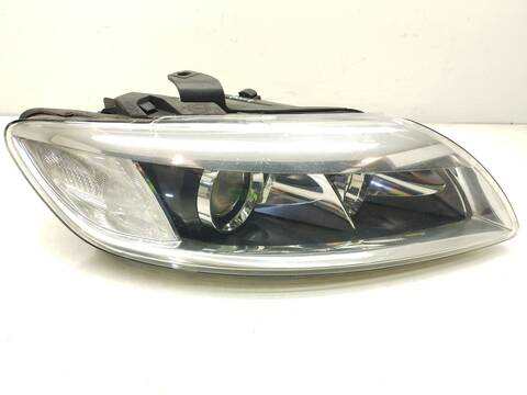 Foto 2ª: Faro Derecho Audi Q7 3.0 V6 24V TDI 240CV 176KW [CASA] (2008)