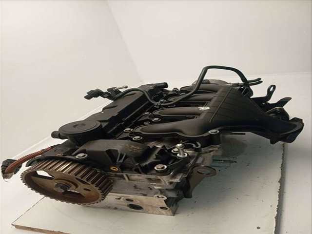 Foto 3ª: Culata Peugeot 407 ST CONFORT 136CV 100KW [RHR] (2004)