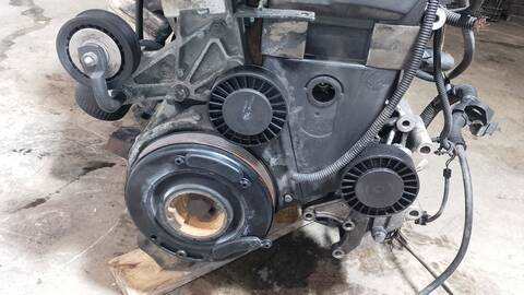 Foto 4ª: Motor Completo Volkswagen Transporter COMBI 88CV 65KW FURGONETA [AJT] (2001)
