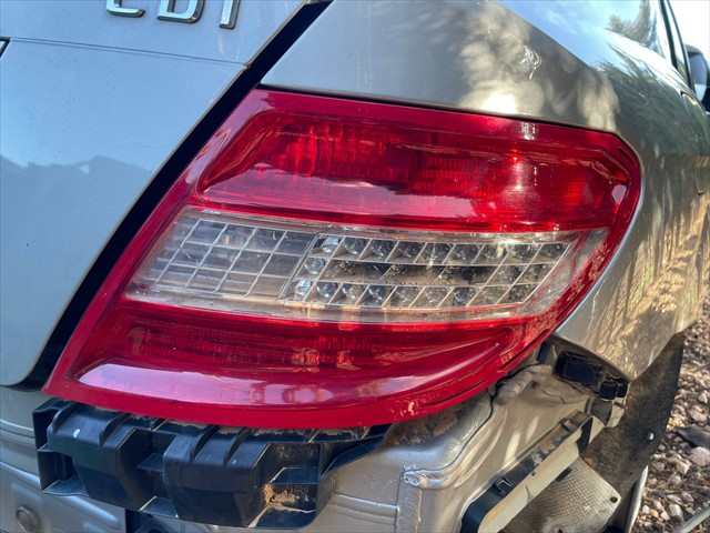 Foto 3ª: Piloto Trasero Derecho Mercedes Clase C 220 2.0 CDI 170CV [646811] (2007)