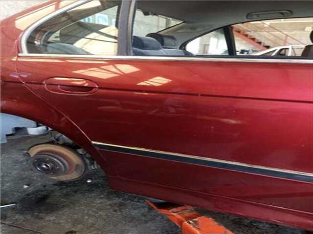 Foto 3ª: Puerta Trasera Derecha Bmw Serie 5 518 2.5 525TDS [2.5 LTR. - 105 KW TURBODIESEL CAT] [M51 D25 (25 6 T1)]