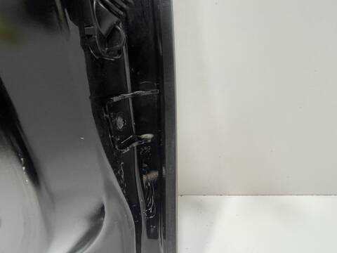 Foto 3ª: Puerta Trasera Izquierda Peugeot 208 HM05 (2021)