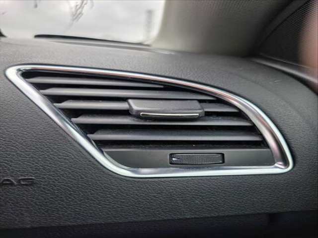 Aireador Audi A5 2.0 TFSI 132KW) 179CV