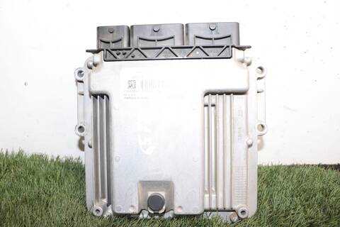 Centralita Motor ECU Renault Laguna AUTHENTIQUE 131CV 96KW