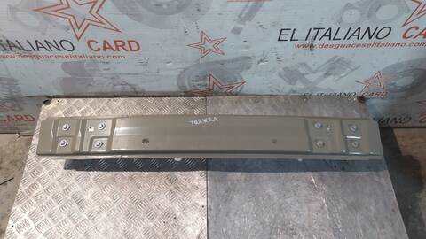 Foto 2ª: Refuerzo Paragolpes Trasero Toyota Auris 136CV 100KW (2013)