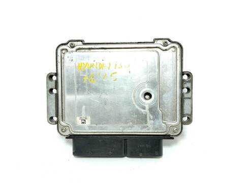Foto 3ª: Centralita Motor ECU Hyundai i30 1.6 CRDI CAT 1582 CM3) 116CV (2007)