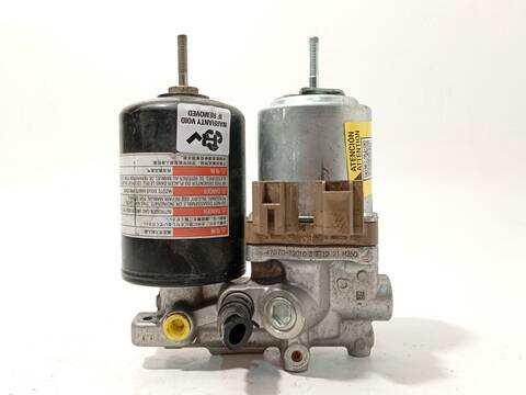 Foto 2ª: Servofreno Toyota Yaris HSD ACTIVE 75CV 55KW [1NZ] (2018)