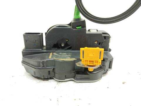 Cerradura Puerta Trasera Derecha Opel Insignia SELECTIVE BERLINA 136CV 100KW