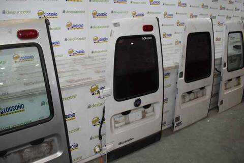 Foto 2ª: Puerta Trasera Izquierda Fiat Scudo 2.0 16V JTD SX KOMBI 5 SITZE) [RHW]