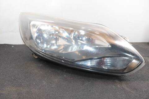 Faro Derecho Ford Focus TREND BERLINA