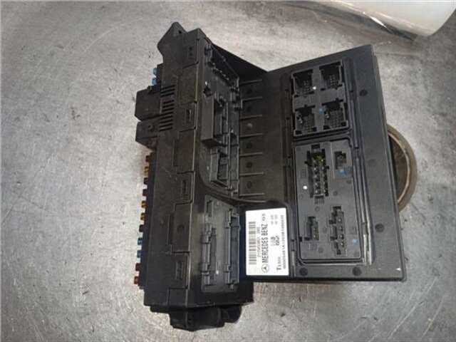 Caja Reles Fusibles Mercedes Clase E 180 2.2 E 220 CDI (211.006) [2.2 LTR. - 110 KW CDI CAT]