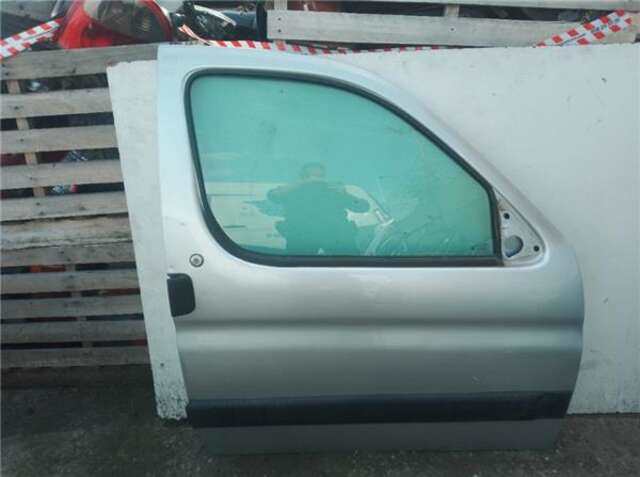 Puerta Delantera Derecha Peugeot Partner 1.9 D