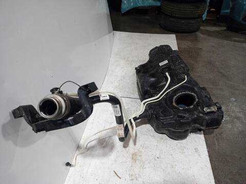 Foto 2ª: Deposito de Combustible Volkswagen T-Cross ADVANCE 95CV [DKLA  DUSB  CHZL  DL] (2016)