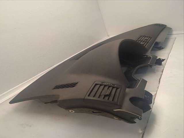 Foto 3ª: Salpicadero Audi A4 1.9 TDI BERLINA 131CV 96KW [AWX] (2001)