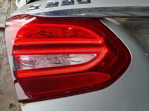 Foto 4ª: Piloto Portón Izquierdo Mercedes Clase C 160 C 250 T CDI 4MATIC BLUETEC 205.209) 204CV 150KW FAMILIAR [651921] (2014)