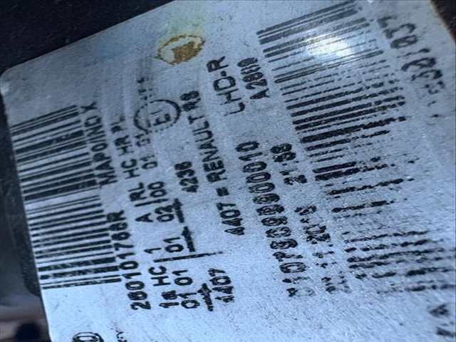 Foto 2ª: Faro Derecho Renault Clio K9K638 (2019)