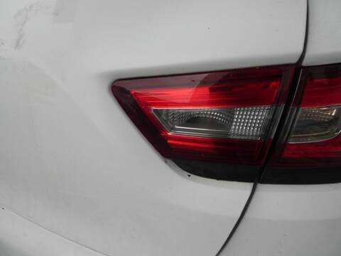 Piloto Portón Derecho Renault Clio K9K612