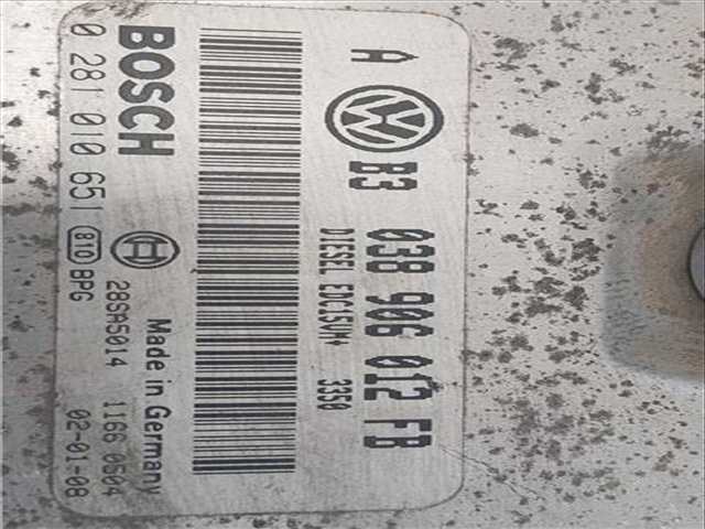 Foto 3ª: Centralita Motor ECU Volkswagen Golf 1.9 TDI BERLINA 110CV 81KW [ASV] (2002)