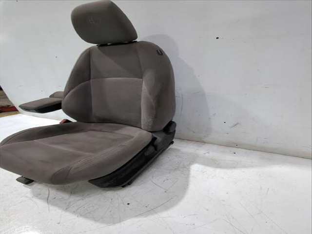 Foto 3ª: Asiento Delantero Izquierdo Alfa Romeo Giulietta 1.6 JTDM 940FXD1A) 105CV [940 A3.000] (2010)