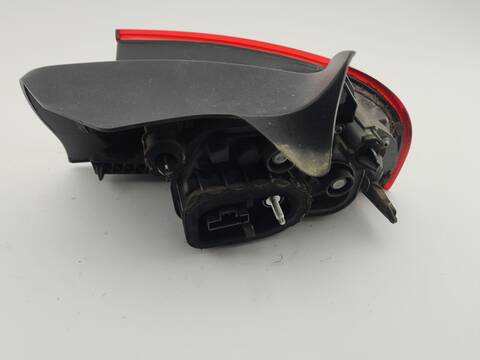 Foto 4ª: Piloto Trasero Izquierdo Citroen C4 1.2 THP 110 110CV 81KW [HNV (EB2DTM),HNZ (EB2DT),HNP (EB2ADT)] (2018)