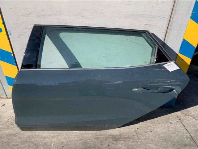 Puerta Trasera Izquierda Seat Arona 1.0 TSI115CV 0CV