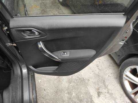 Tapizados Cartoneras Peugeot 2008 BH01