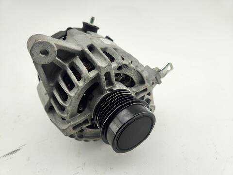 Foto 4ª: Alternador Toyota Auris ACTIVE 132CV 97KW [1ZR] (2014)