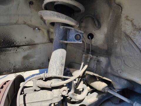 Amortiguador Delantero Izquierdo Volkswagen Caddy FURGON BMT 75CV 55KW