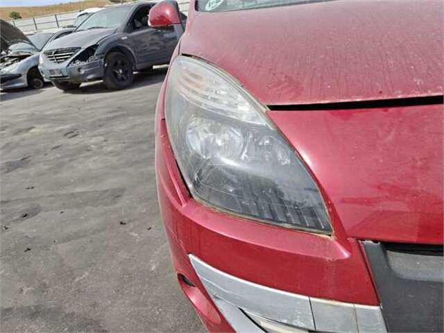 Faro Derecho Renault Scenic 1.5 DYNAMIQUE [1.5 LTR. - 81 KW DCI DIESEL FAP]