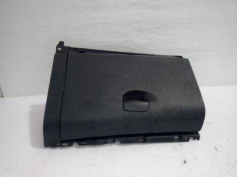 Guantera Renault Scenic BOSE EDITION 110CV