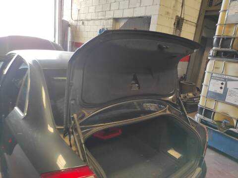 Foto 2ª: Portón Audi A4 BCZ BERLINA (2004)