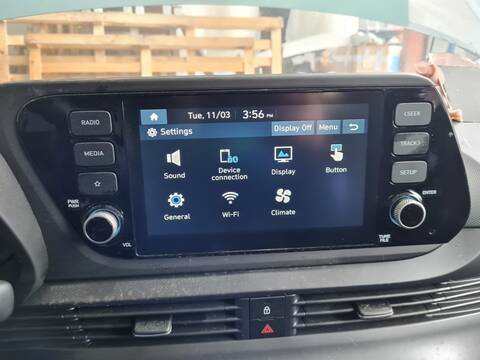 Foto 2ª: Pantalla Multifuncion Hyundai i20 ESSENCE 84CV 62KW [G4LF] (2024)
