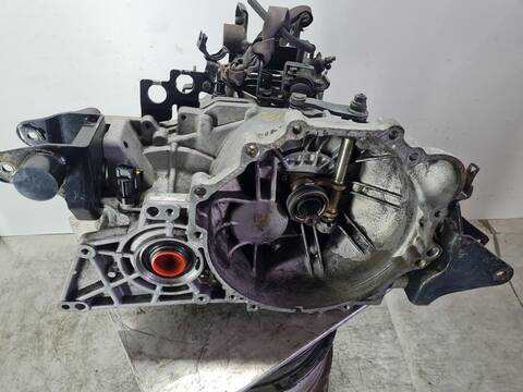 Foto 3ª: Caja Cambios Hyundai Tucson 2.0 CRDI CAT 113CV 83KW [D4EA] (2004)